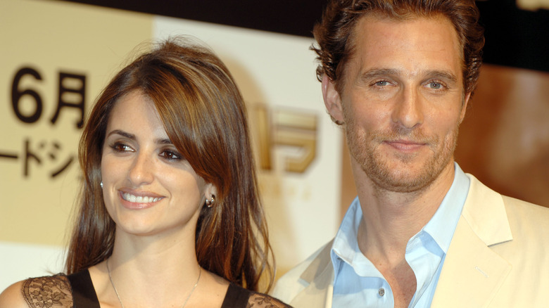 Penelope Cruz and Matthew McConaughey smiling