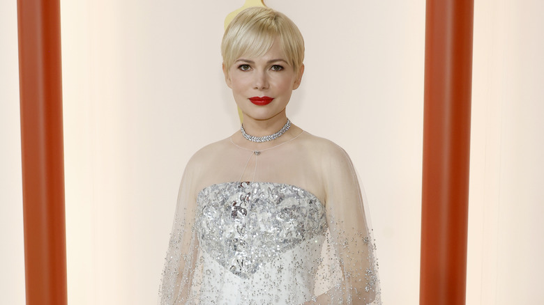 Michelle Williams smiling