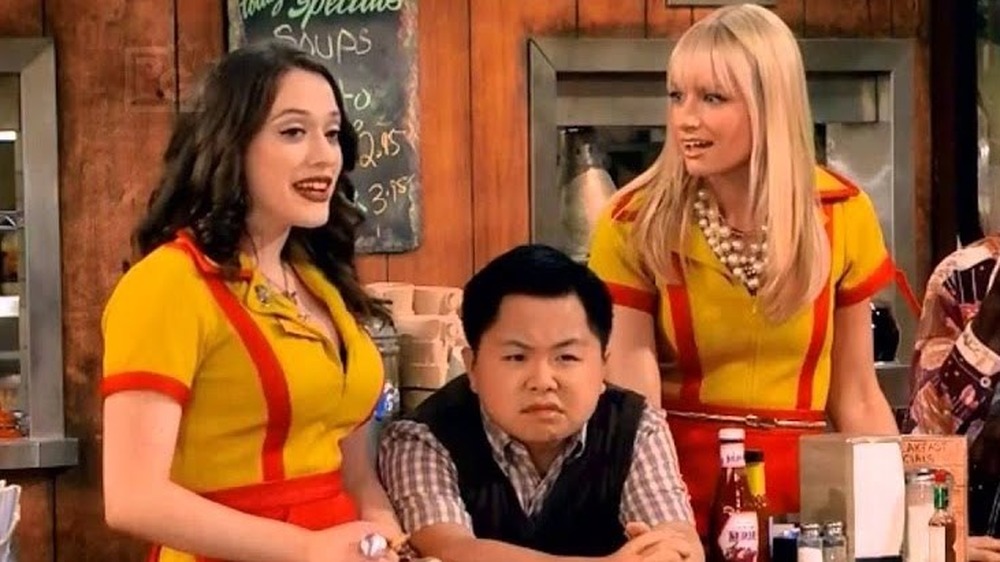 Kat Dennings, Matthew Moy, Beth Behrs on 2 Broke Girls