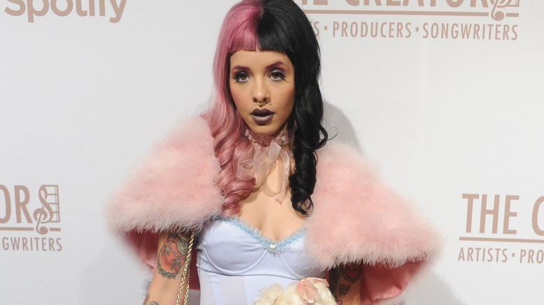 Melanie Martinez with two-tone hair 