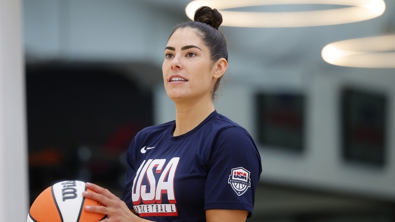 Kelsey Plum with basketball