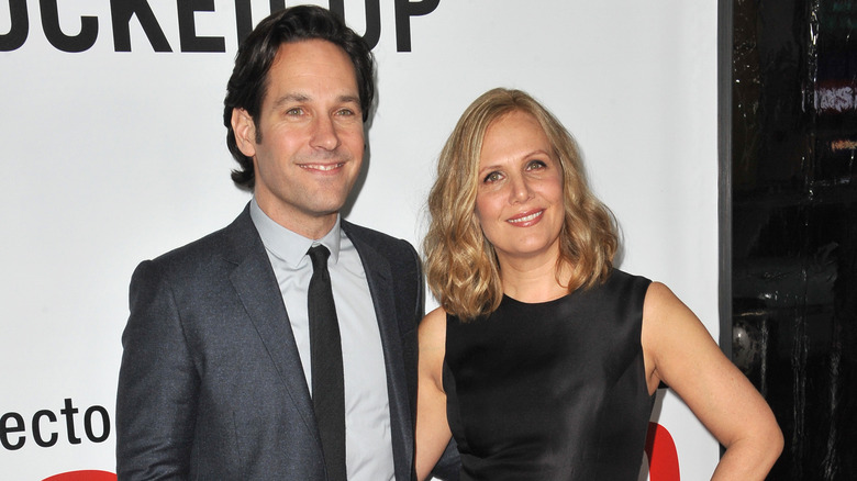 Paul Rudd and Julie Yaeger on red carpet