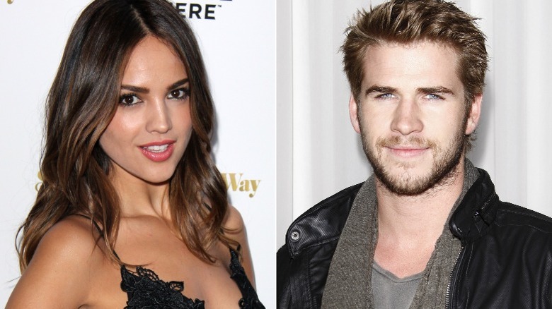 Eiza Gonzalez, Liam Hemsworth posing