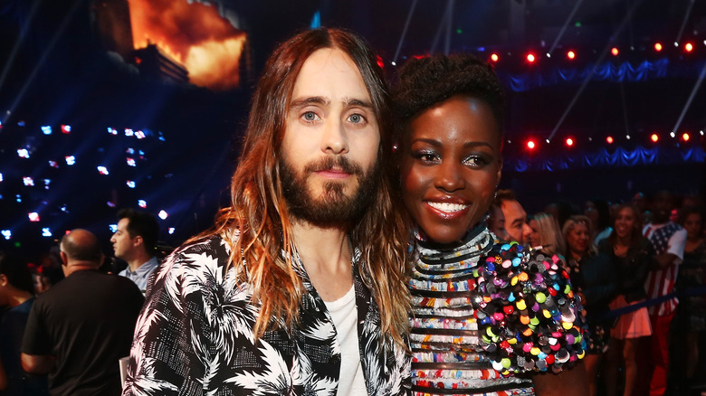 lupita nyong'o all smiles with jared leto 