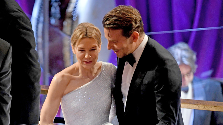 Renée Zellweger Bradley Cooper talking