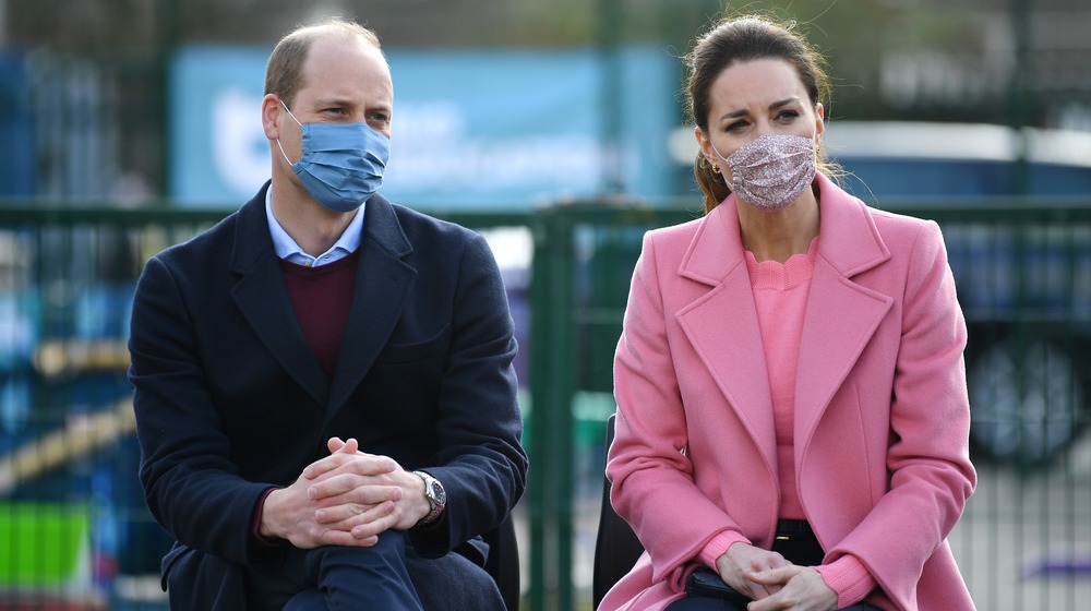 Prince William and Kate Middleton wearing masks