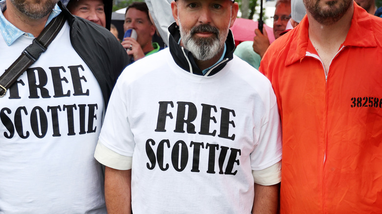 Fans wearing Free Scottie t-shirts