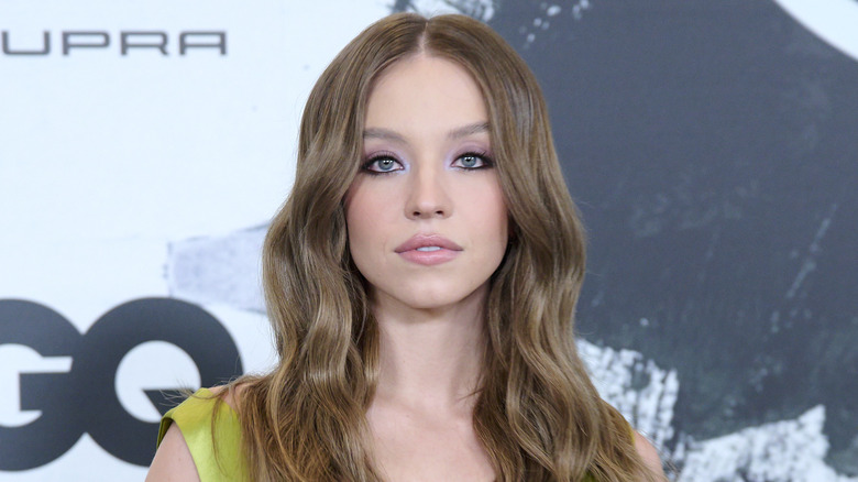 Sydney Sweeney glamorous