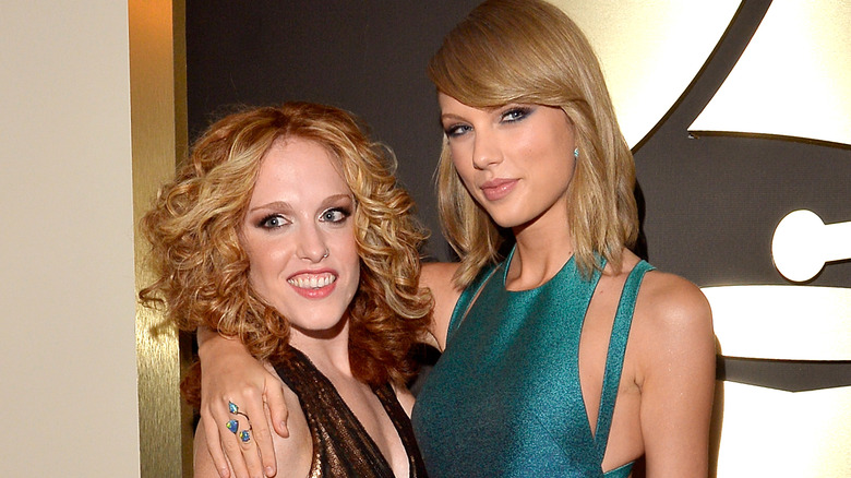 Abigail Anderson and Taylor Swiftposing