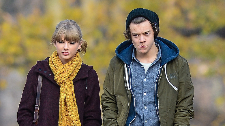 Taylor Swift Harry Styles walking