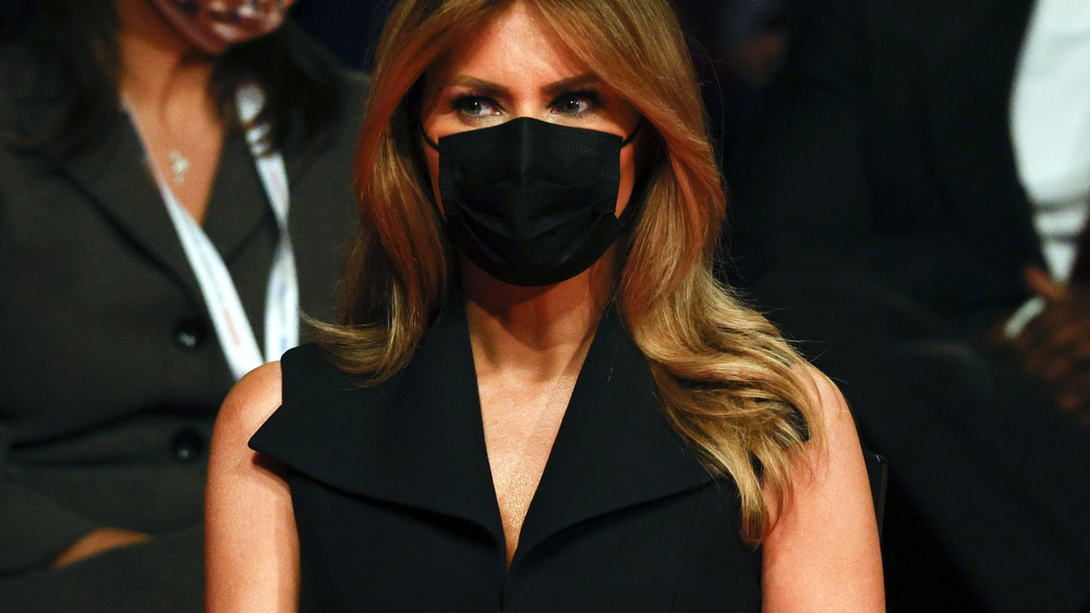 Melania Trump wearing a mask 
