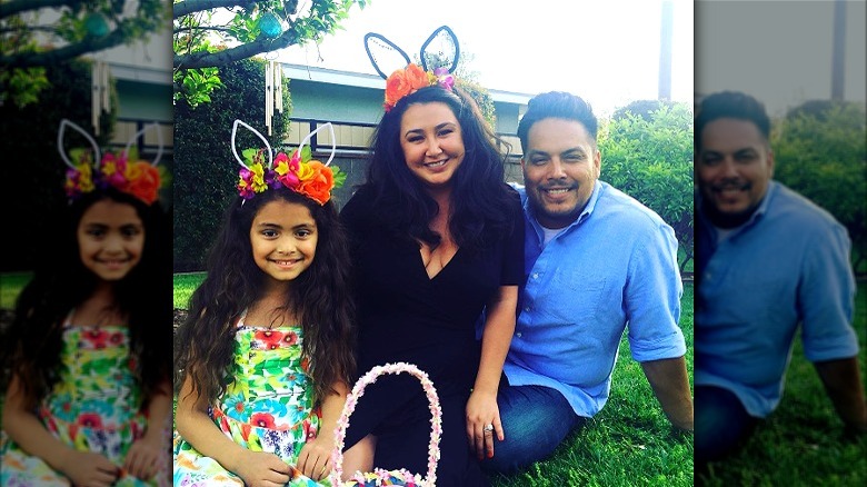 Aundrea Fimbres poses alongside her family