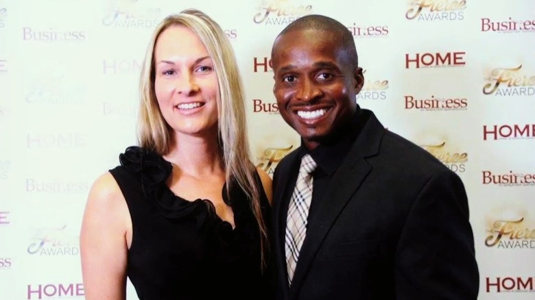 Tim and Jamalee Montgomery posing at an event