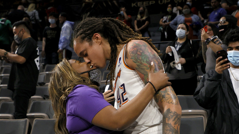 Cherelle and Brittney Griner kissing 