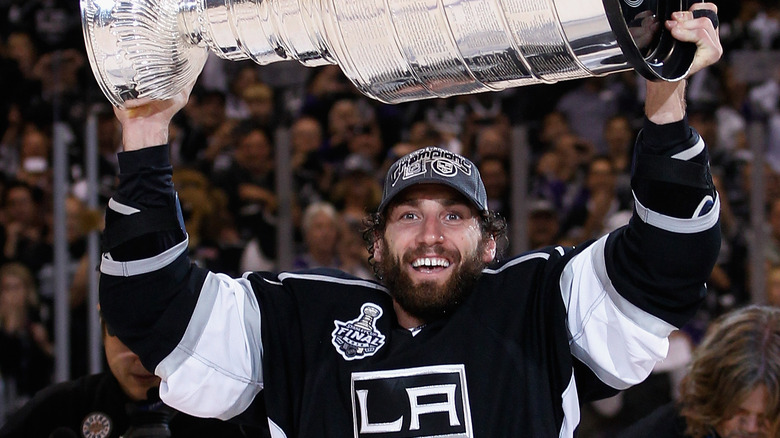 Jarret Stoll hoists the Stanley Cup