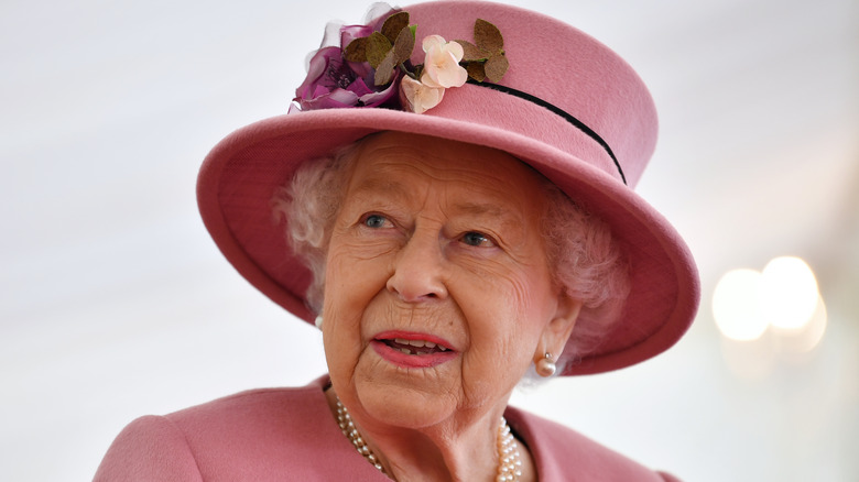 Queen Elizabeth posing