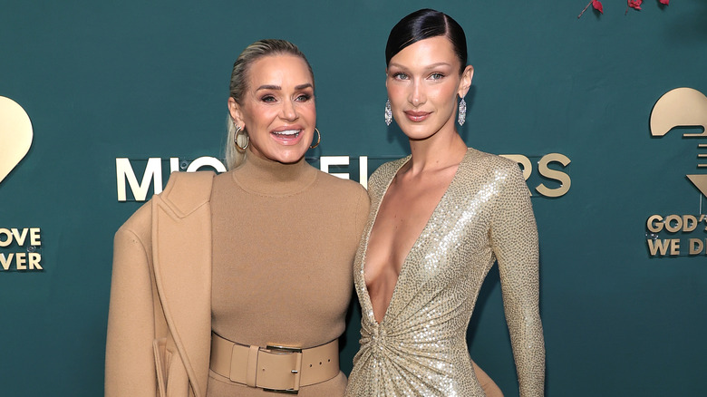 Yolanda Hadid and Bella Hadid smiling