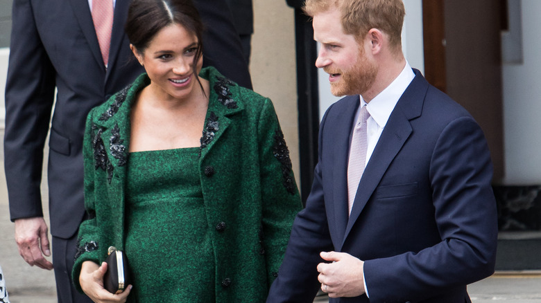 Meghan Markle, Prince Harry, walking