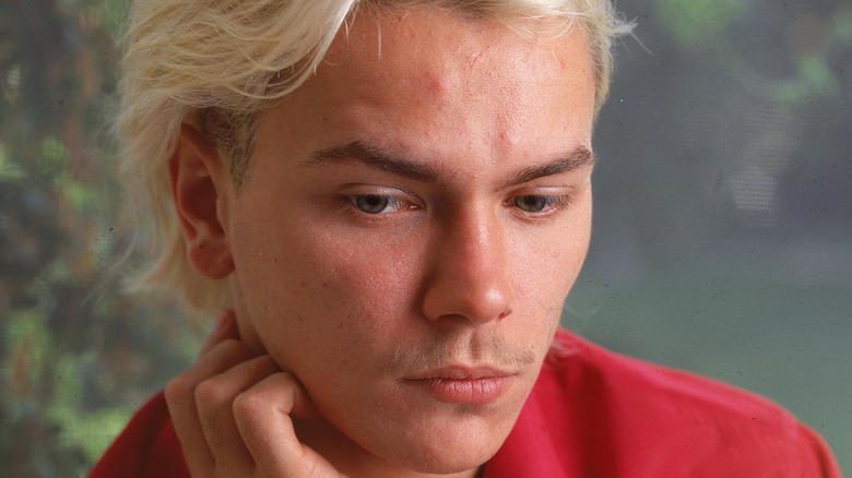 River Phoenix looking down