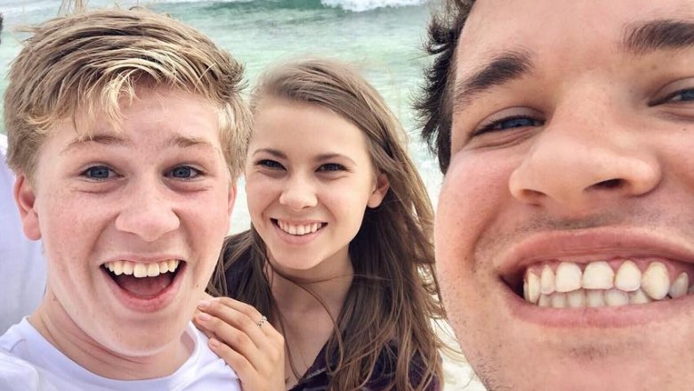 Robert Irwin, Bindi Irwin, and Chandler Powell 