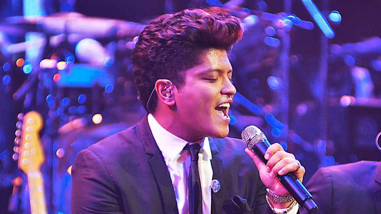 Bruno Mars singing