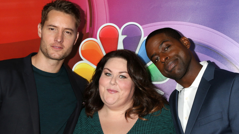 Justin Hartley, Chrissy Metz, and Sterling K Brown posing