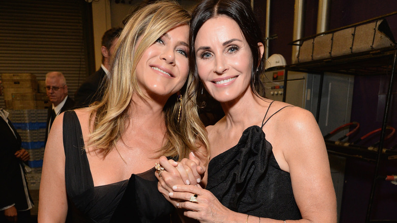 Jennifer Aniston and Courteney Cox 