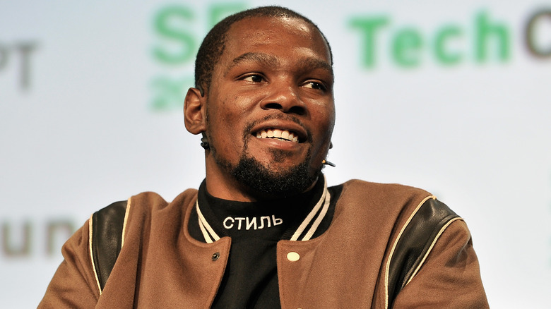 Kevin Durant on stage