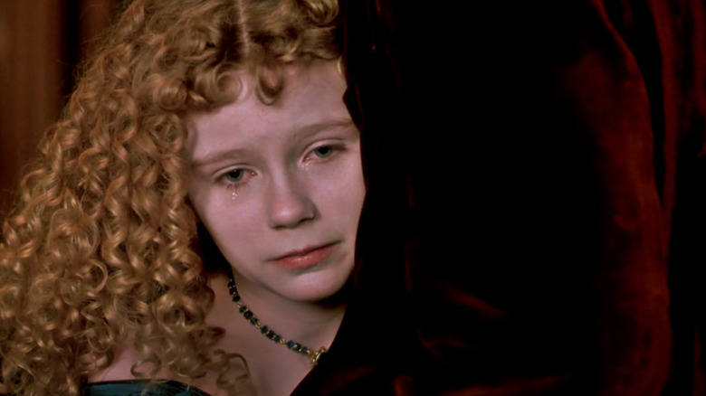 Kirsten Dunst crying