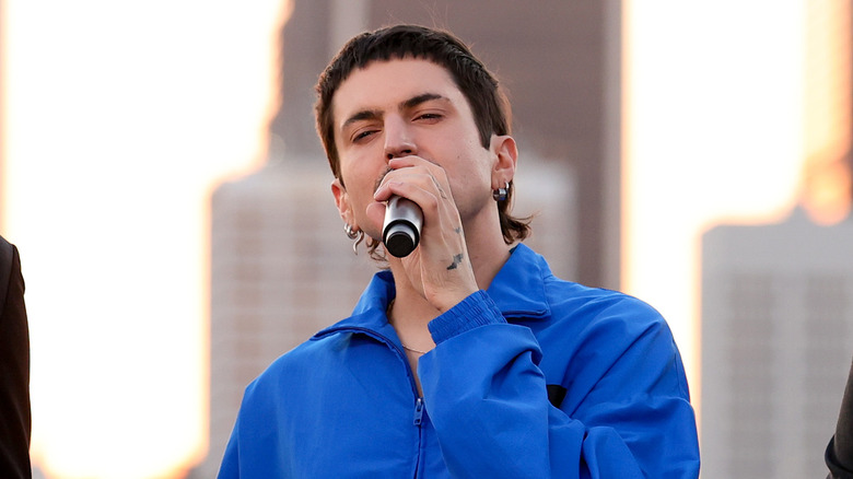 Mitch Grassi performing