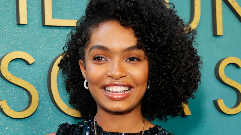 Yara Shahidi smiles