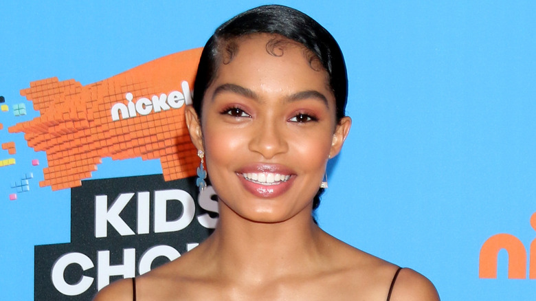 Yara Shahidi smiles