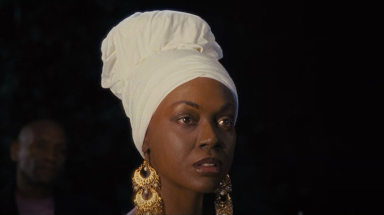 Zoe Saldaña as Nina Simone