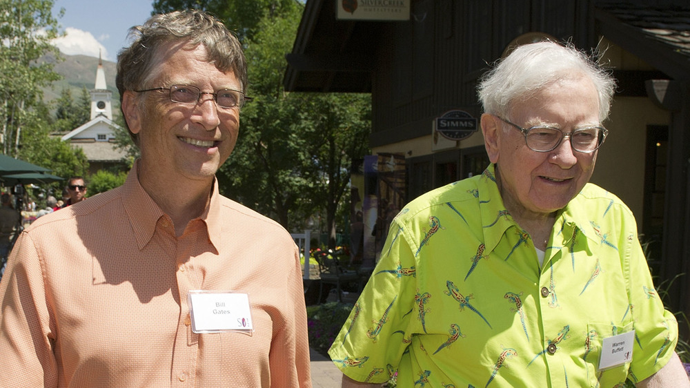 Bill Gates and Warren Buffett in bright shirts