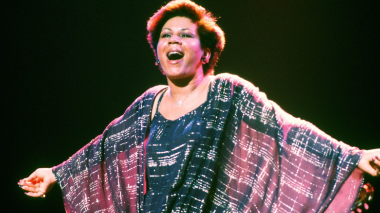 Minnie Riperton performing 