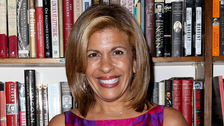 Hoda Kotb at book signing