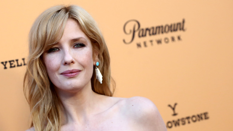 Kelly Reilly smiling