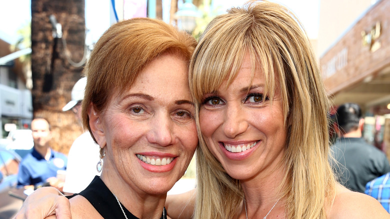 Diane and Debbie Gibson