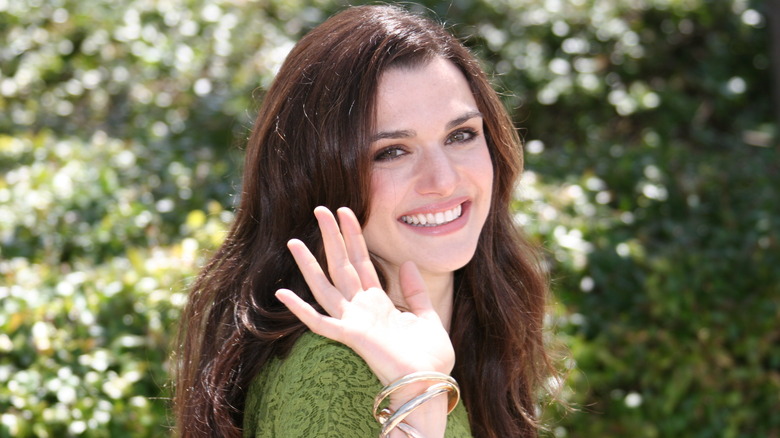 Rachel Weisz waving