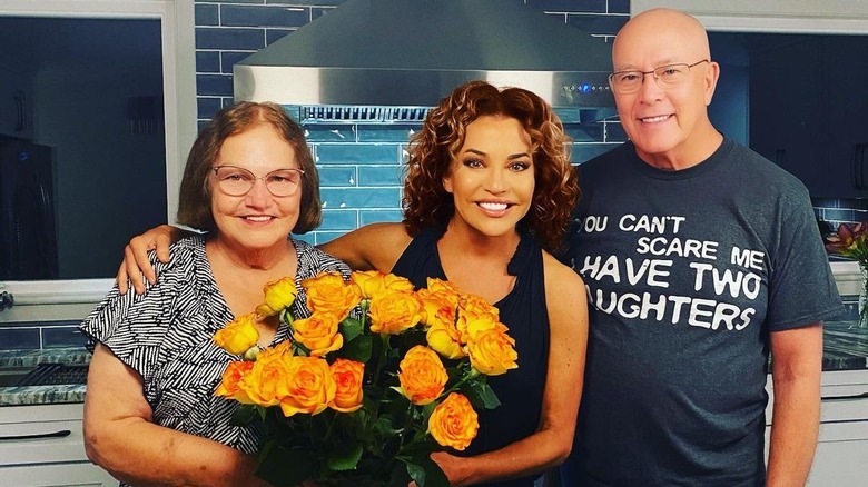 Robin Meade with her parents