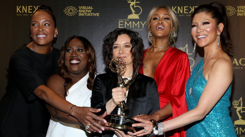 Sara Gilbert and The Talk team posing