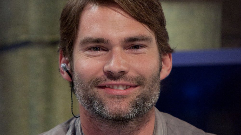 Seann William Scott on the set of El Hormiguero 