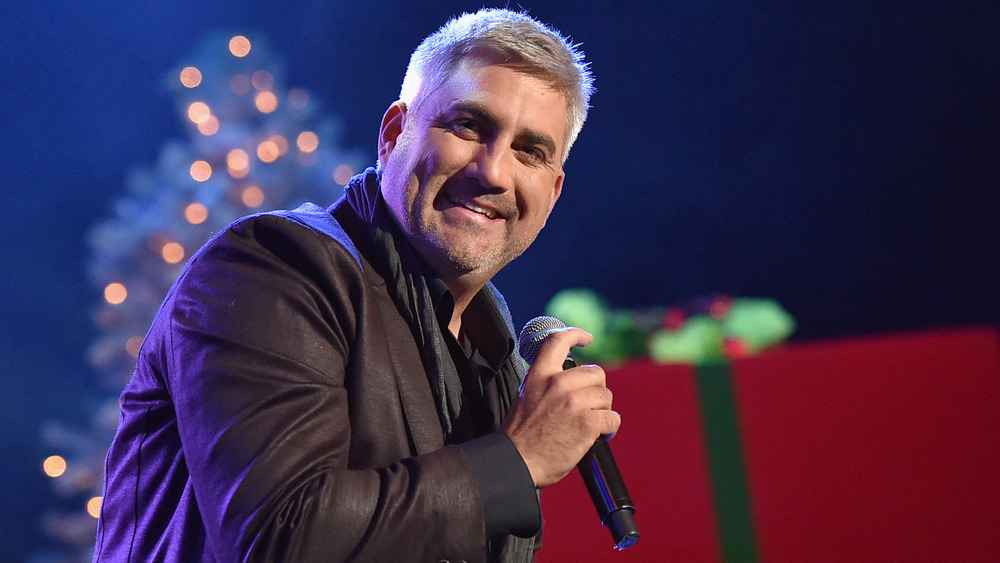 Taylor Hicks singing