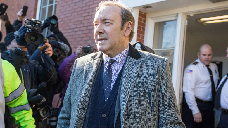 Kevin Spacey walking  to court 