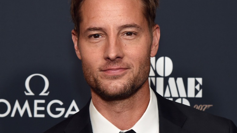 Justin Hartley smirking