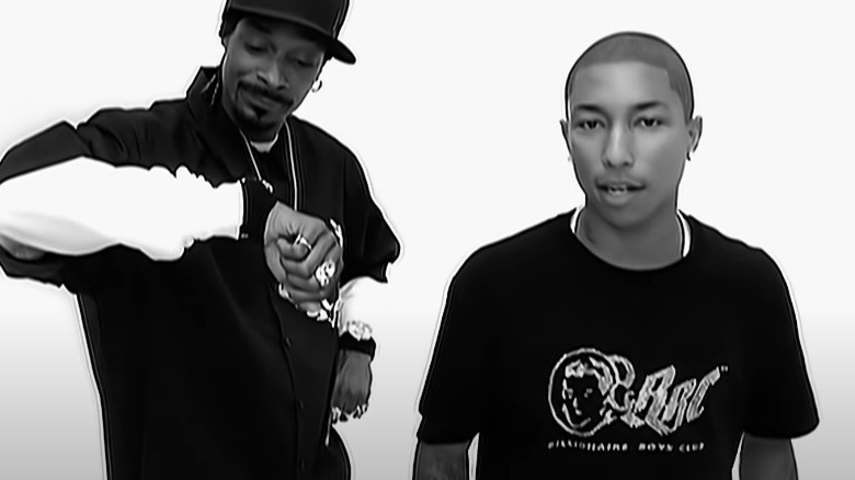 Snoop Dogg and Pharrell Williams performing