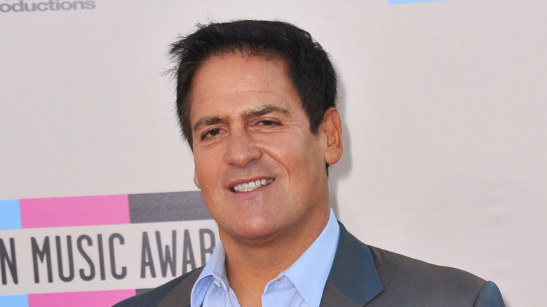 Mark Cuban at the 2013 American Music Awards