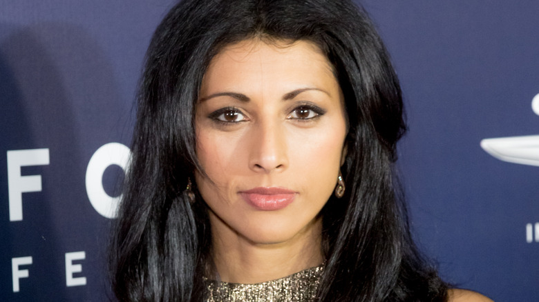 Reshma Shetty posing