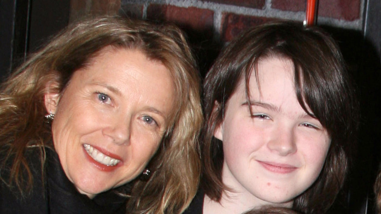 Annette Bening and Stephen Beatty smiling