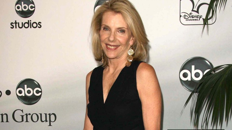 Jill Clayburgh posing